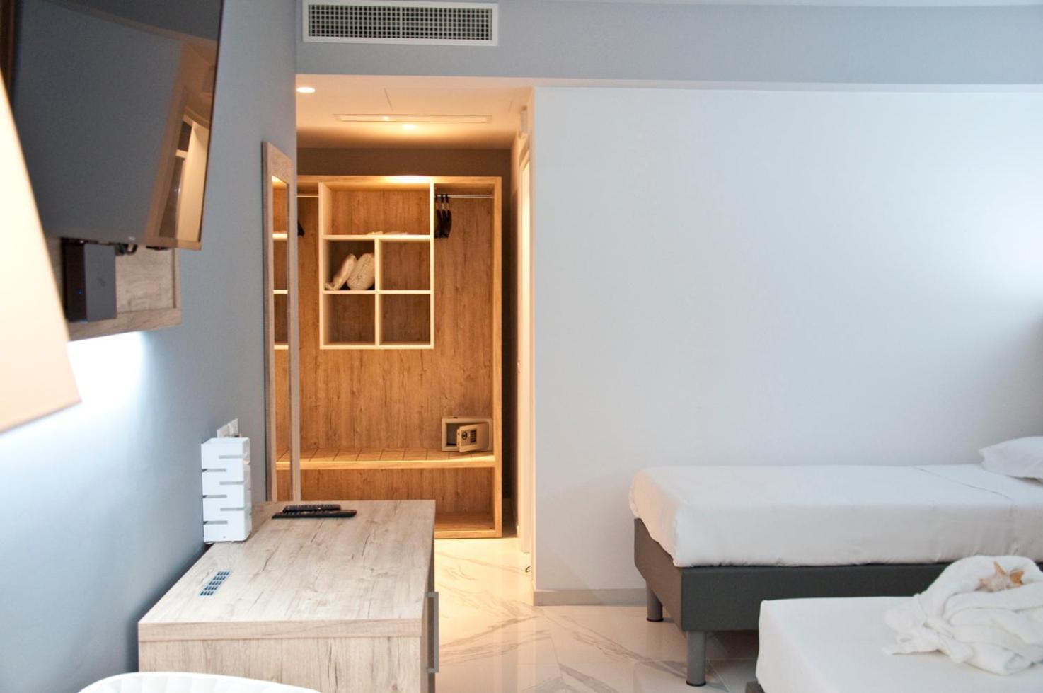 Ambruosi Village Resort & Spa Massignano Ngoại thất bức ảnh