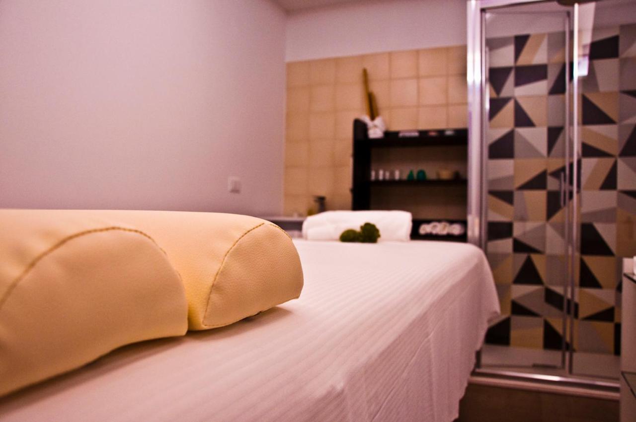 Ambruosi Village Resort & Spa Massignano Ngoại thất bức ảnh